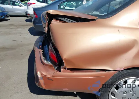 1997 Geo Prizm Lsi from USA, damaged, VIN 1Y1SK5261VZ442754